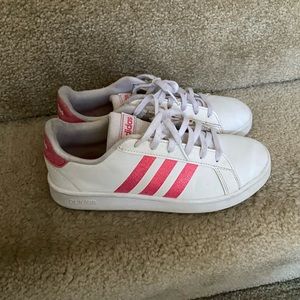 Adidas kids size 4 pink and white